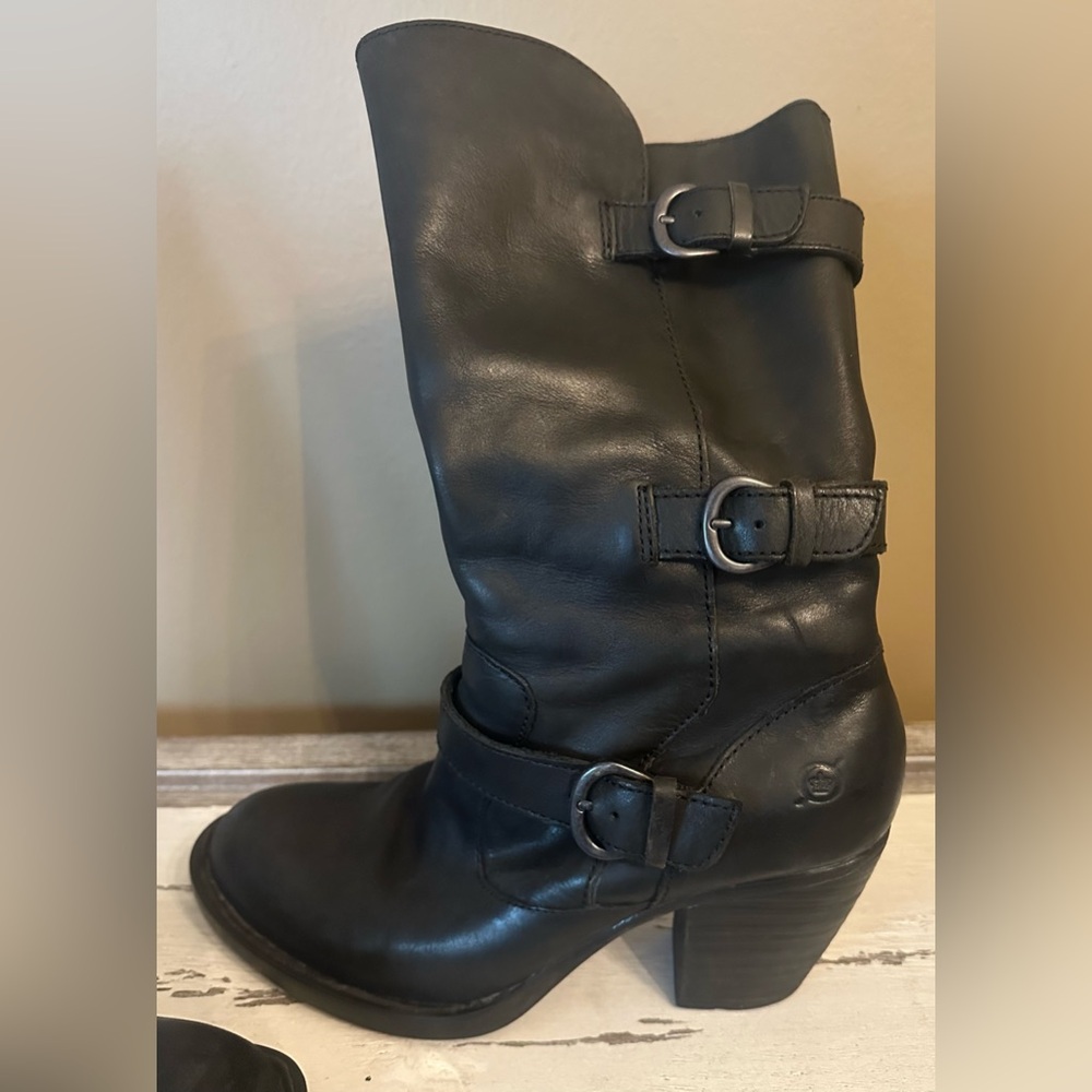 Born Women's Black Leather Buckle Boots - Size 6.5